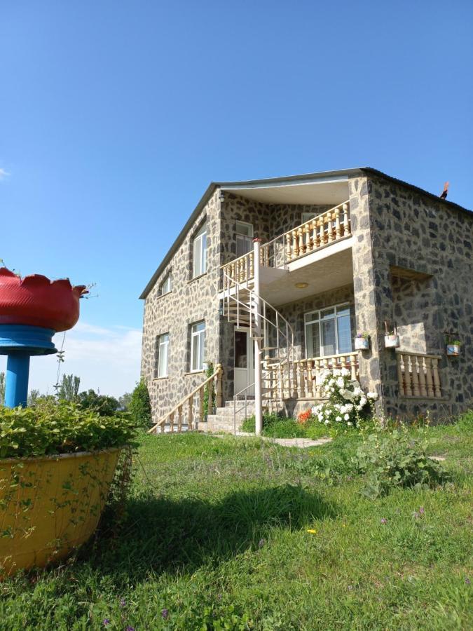 Guest House Arevik Artsvakar Exterior photo